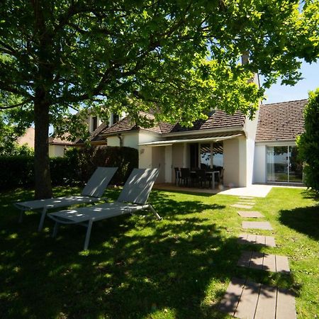 Cottage "Le Nautic" Face Au Lac De La Foret D'Orient - Les Cottages Du Belvedere Mesnil Saint Pere Bagian luar foto
